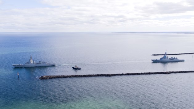 HMAS Brisbane and Hobart during CEC testing. Credit: AUSAWD