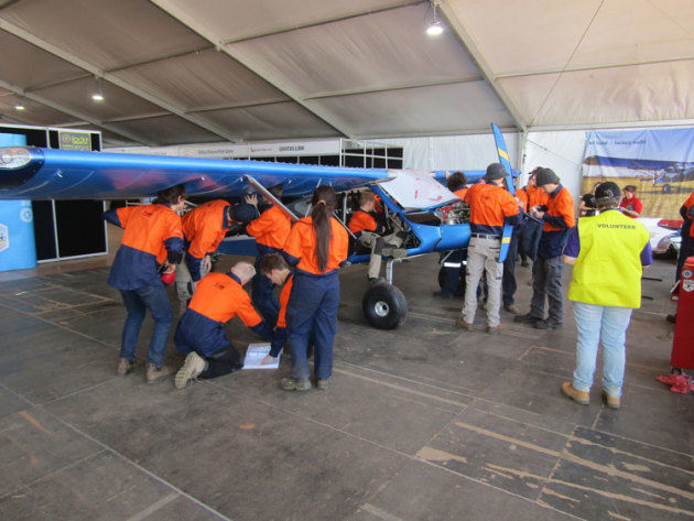 Twenty-five students built a Bushcat in only five days. (Paul Southwick)