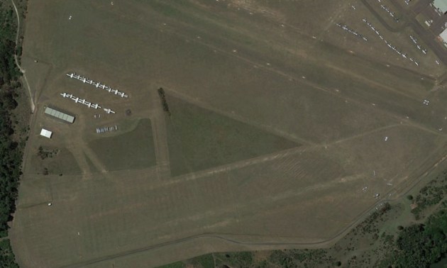 Sydney Metro Airports says it spends $20,000 per year on mowing the glider runways at Camden. (Google Earth image)