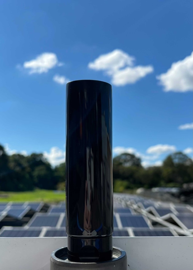 Carbon free black pigmented tube (Impact International)