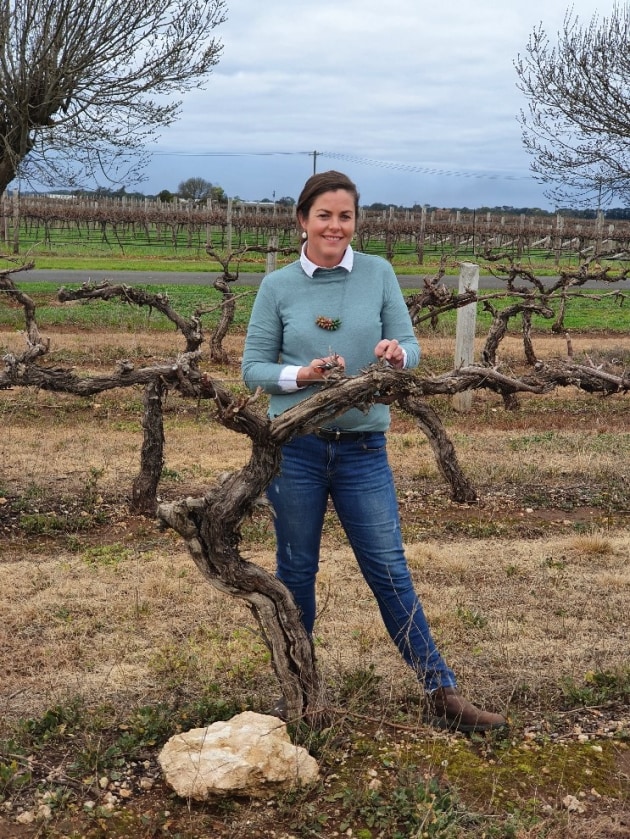 Dr Catherine Cox-Kidman from Wynns Coonawarra Estates was awarded Viticulturalist of the Year in the 2020 Australian Women in Wine Awards.