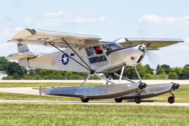 This Zenith CH701 amphibian chose the runway over the lake. (Philip Hosking)