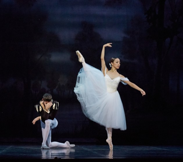 Chihiro Nomura as Giselle and Oscar Valdes as Albrecht. Photo: Sergey Pevnev.