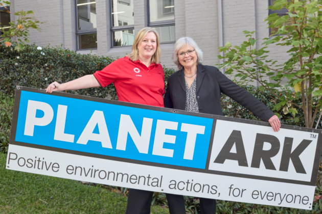 Coles GM Sustainability Brooke Donnelly with Planet Ark CEO Rebecca Gilling.