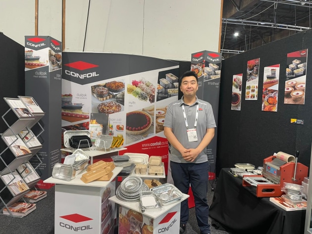 Confoil's Xufeng Xu was promoting the DualPakECO tray.