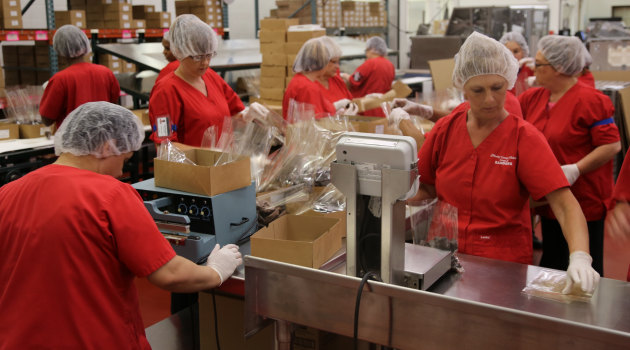 Global survey reveals the top challenges and opportunities of new technology for the global consumer packaged goods (CPG) industry, with focuses on navigating inflation, supply chain disruptions, and more