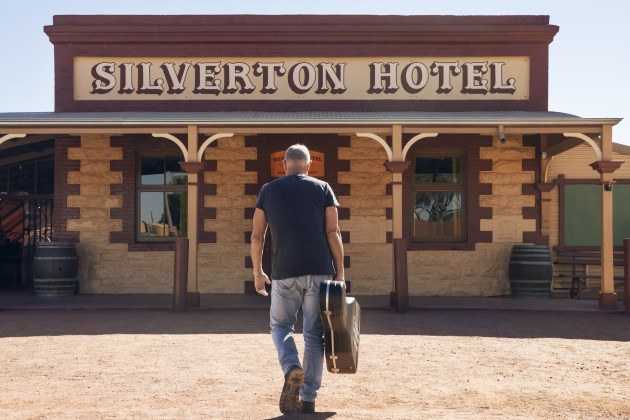 Australian singer songwriter James Reyne is helping launch the beer by featuring in an upcoming creative campaign shot at the iconic Silverton Hotel in Broken Hill.