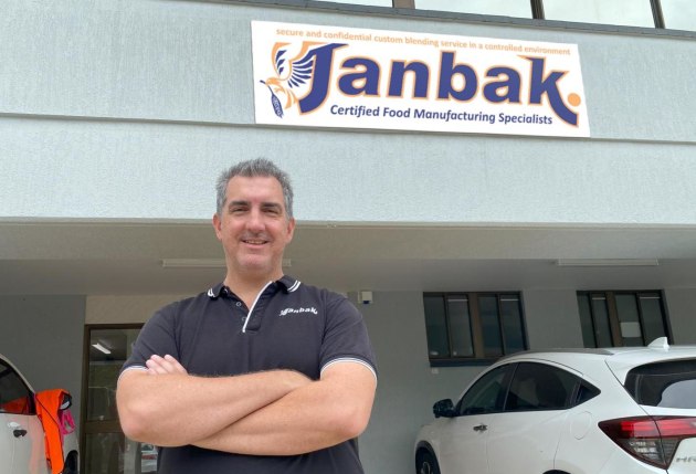 Janbak MD Michael Hamilton.
