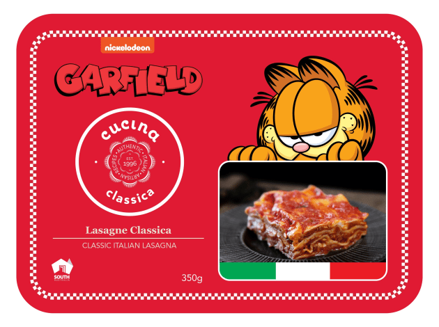 Garfield only has eyes for Cucina Classica's lasagne.