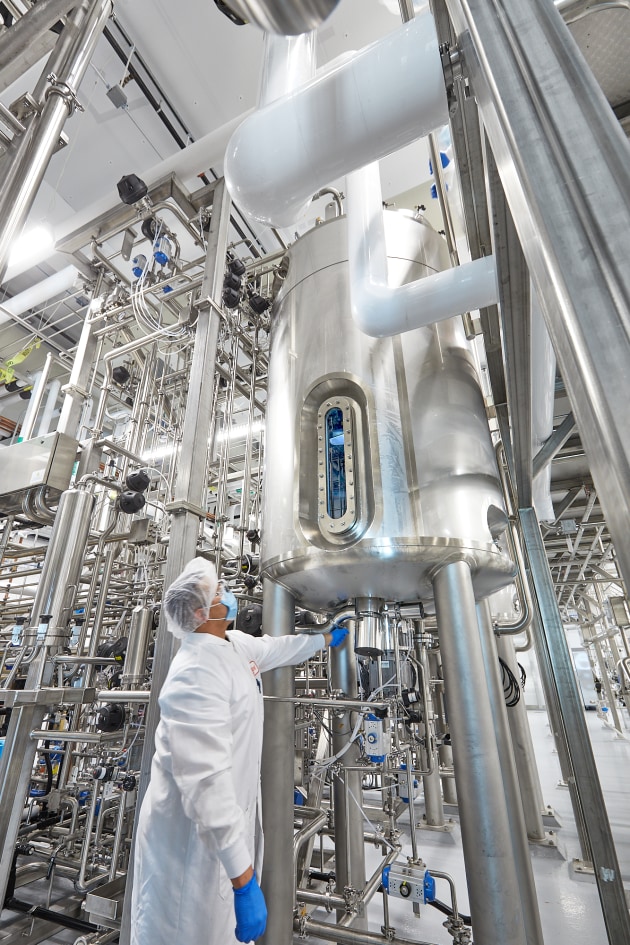 In a US first, the Food and Drug Administration says it has &ldquo;no further questions&rdquo; for Upside Foods regarding the safety of its cultivated chicken, accepting Upside&rsquo;s evidence the product is safe to eat.