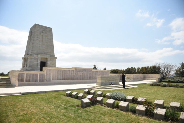 Burak Gundogan laid wreaths alone at Lone Pine cemetery, accompanied only by a photographer.
CWGC