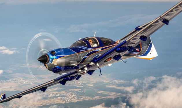 Diamond's DA50RG is aiming for a piece of the market currently dominated by the SR22. (Diamond Aircraft)