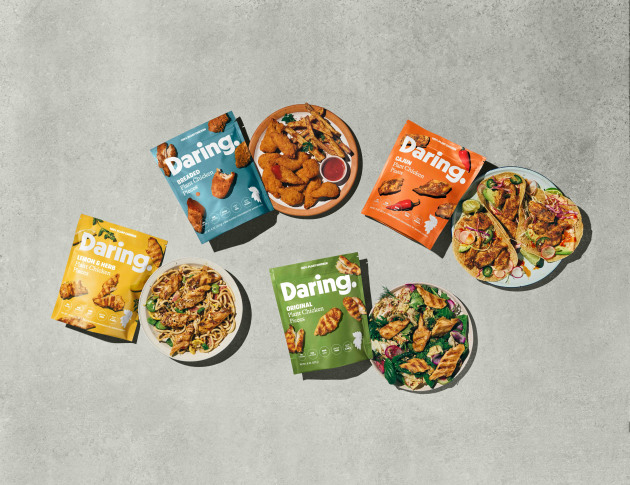 v2food has acquired US unbreaded plant chicken brand, Daring. (Image: v2food)