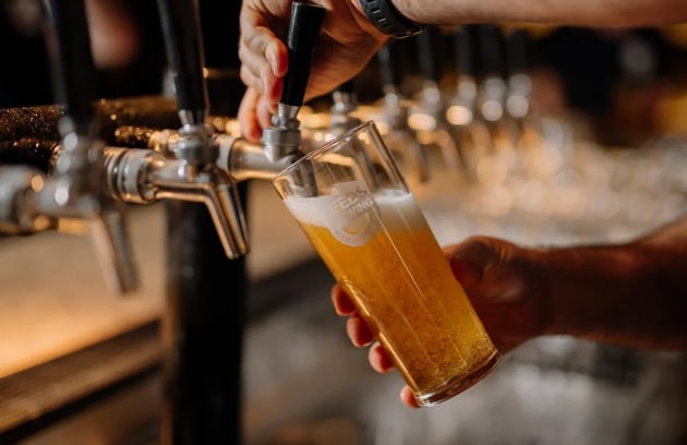 Melbourne-based craft brewery, Deeds Brewing, will close after it failed to find an investor to bail it out of voluntary administration. Deeds entered VA on 13 March. (Source: Deeds Brewing)