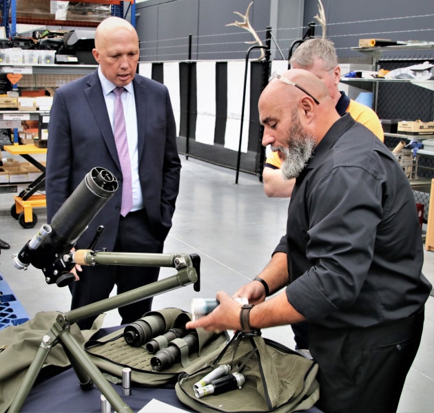Minister Dutton showed particular interest in the interrelated capabilities and variety of programs being supported from the high security specialist facilities. (Aquaterro)