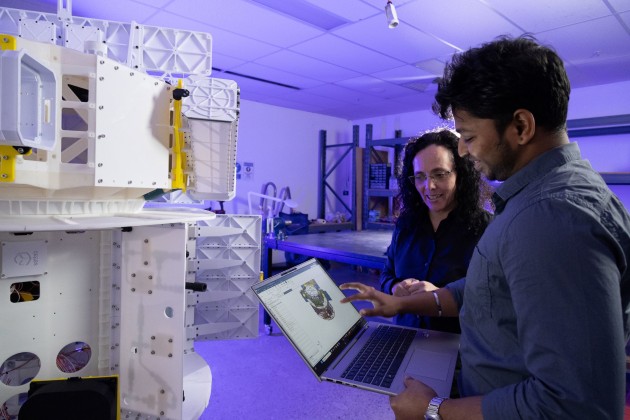 Samantha Murray, Vice President and Managing Director of Siemens Digital Industries Software, Australia and New Zealand with Rajat Kulshrestha, CEO of Space Machines Company designing the Optimus Orbital Servicing Vehicle.
Credit: Space Machines Company