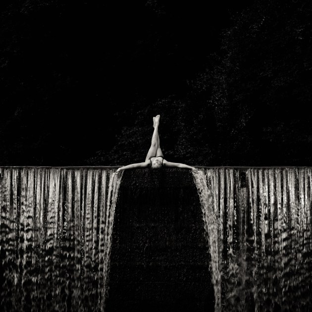 &copy; Tim Booth