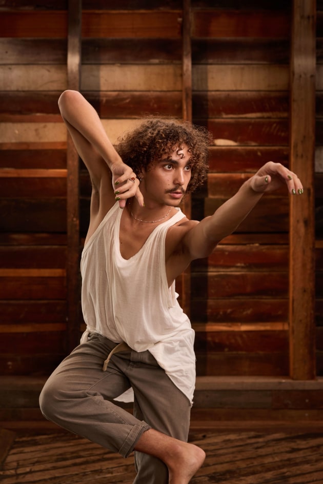 Donta Whitham. Photo by Daniel Boud for Bangarra.
