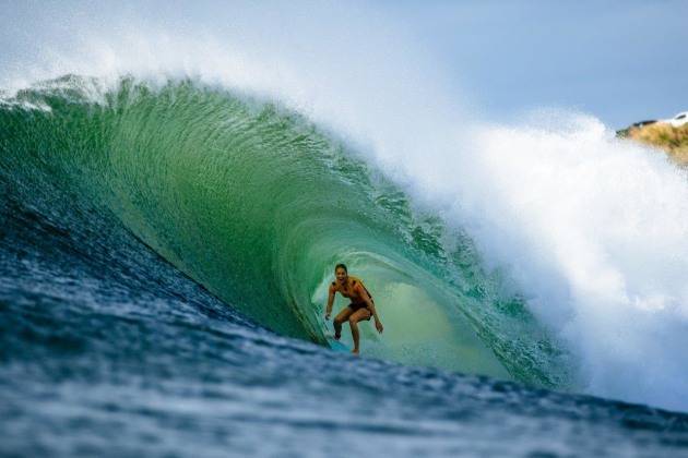 &copy; Ed Sloane. Stephanie Gilmore x 7. That feeling when you've just won your 7th world title.
