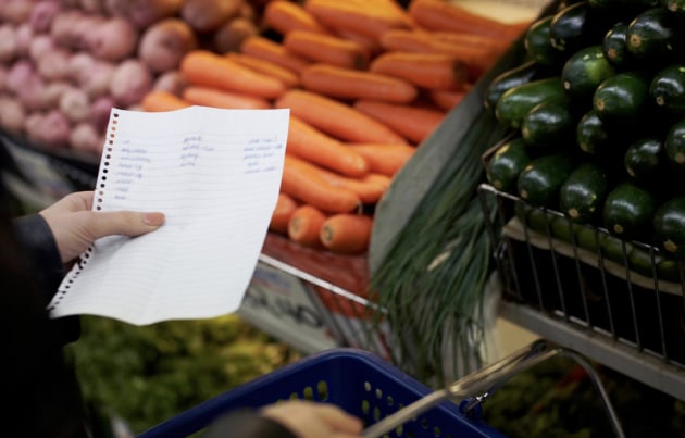 Handing down his final report from his review of the Food and Grocery Code of Conduct, Dr Craig Emerson says that if the imbalance in market power between supermarkets and suppliers is to be corrected, a mandatory code is needed with heavy penalties for breaches. (Image: Treasury Department)
