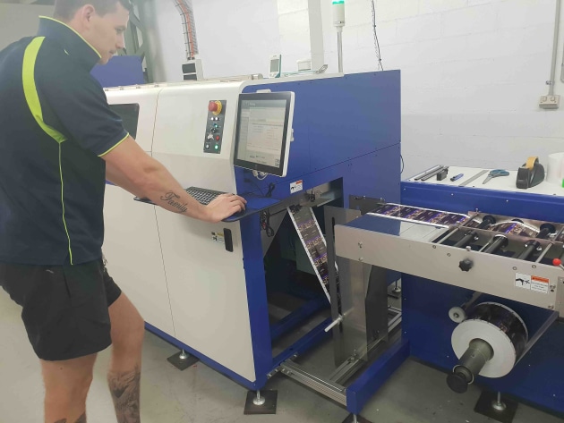 Into inkjet: Brad Kiehne operates Wagner Labels&rsquo; new Epson SurePress L-4033AW