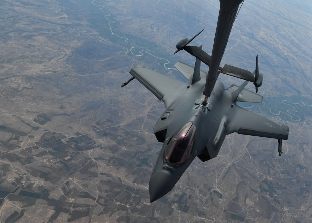 A USAF KC-10 Extender refuels an F-35A fitted with external missiles on the day of the strike.
USAF