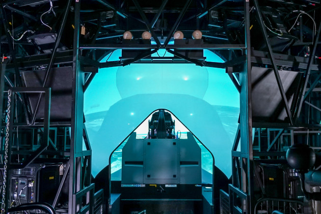 RAAF bases Williamtown and Tindal distributed mission training network, which marks the longest connection over land.

Credit: Lockheed Martin