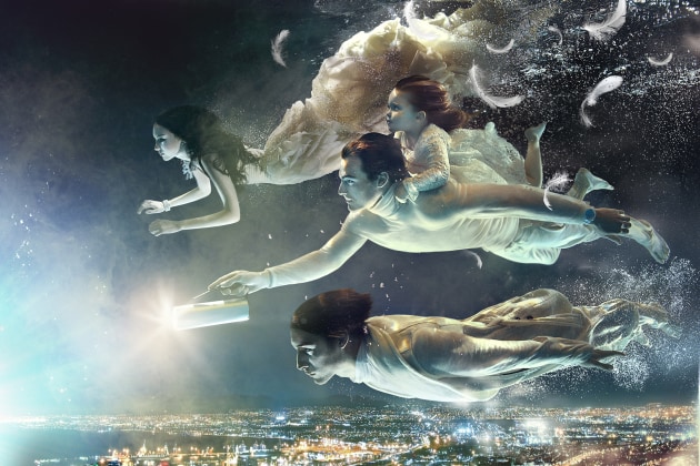 &copy; Zena Holloway