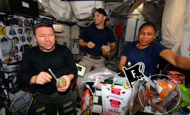 FIx & Fogg' Smoke & Fire on the International Space Station.