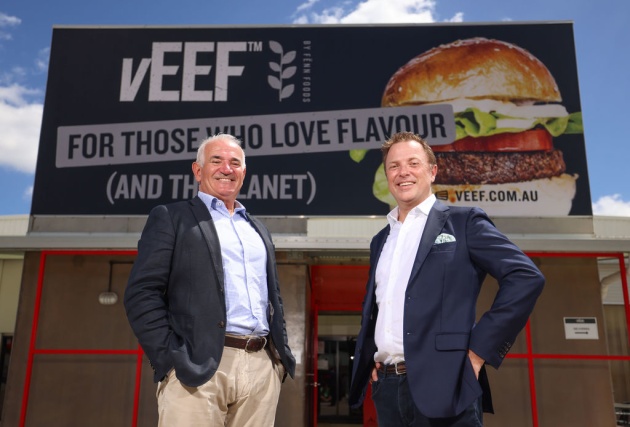 L-R CEO Tony Rowlinson and executive chair Nicholas Simms

Australian plant-based foods company F&euml;nn Foods has appointed Tony Rowlinson its new CEO after a successful $3 million capital raise earlier this month, with fund manager Bombara Group investing. (Image source: F&euml;nn Foods, Wallis Media)