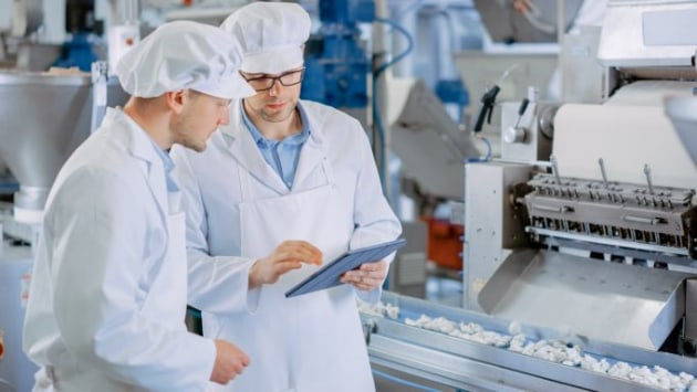 When production monitoring stops being process and becomes the swiss army knife that gets you to your goals. (Image: Rockwell Automation)