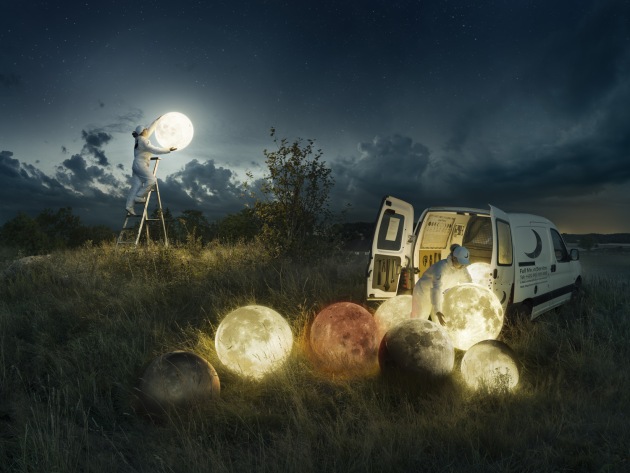 Full Moon Service. &copy; Erik Johansson.