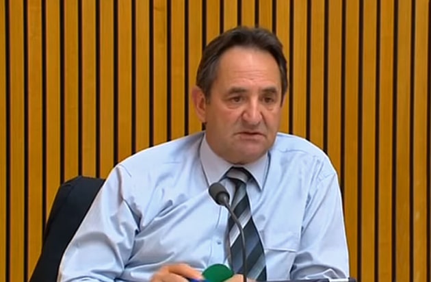 Senator Glenn Sterle in his role as Deputy Chairman of the RRAT Legislation committee. (still from parliament house video feed)