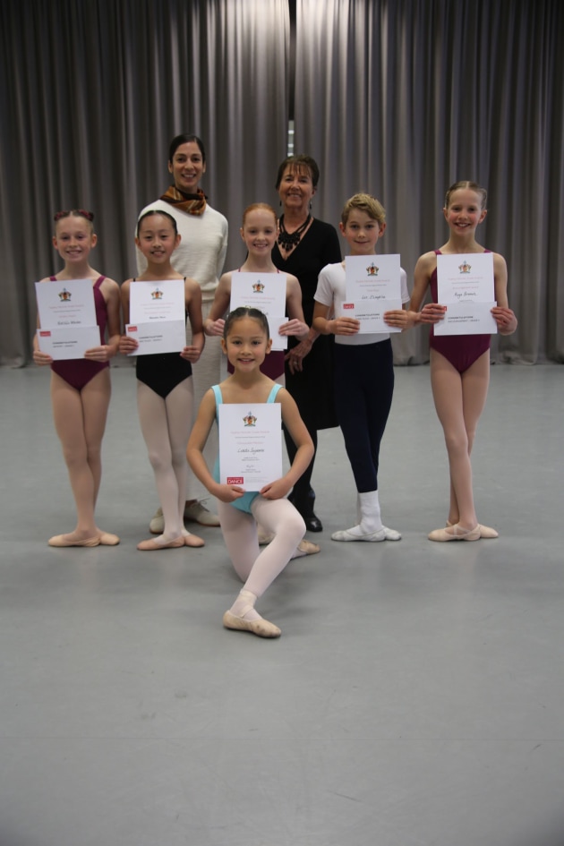 GRADE 3 WINNERS (L-R):
Matilda Whelan &ndash; Artistry, Natalie Hew &ndash; First Place, Robyn Hendricks, Ella-Rose Lah &ndash; 2nd Place, Audrey Nicholls, Leo O&rsquo;Loughlin &ndash; 3rd Place, Maya Bowman - Encouragement