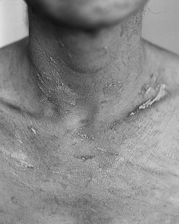 &copy; Simon Harsent