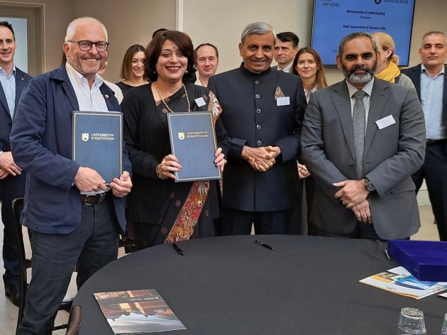 Signing the MOU