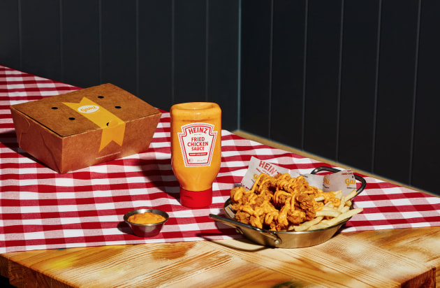 Heinz Australia has developed a new sauce, designed to be the perfect pairing to fried chicken, and has teamed up with Gami Chicken to launch it.
Source: Heinz