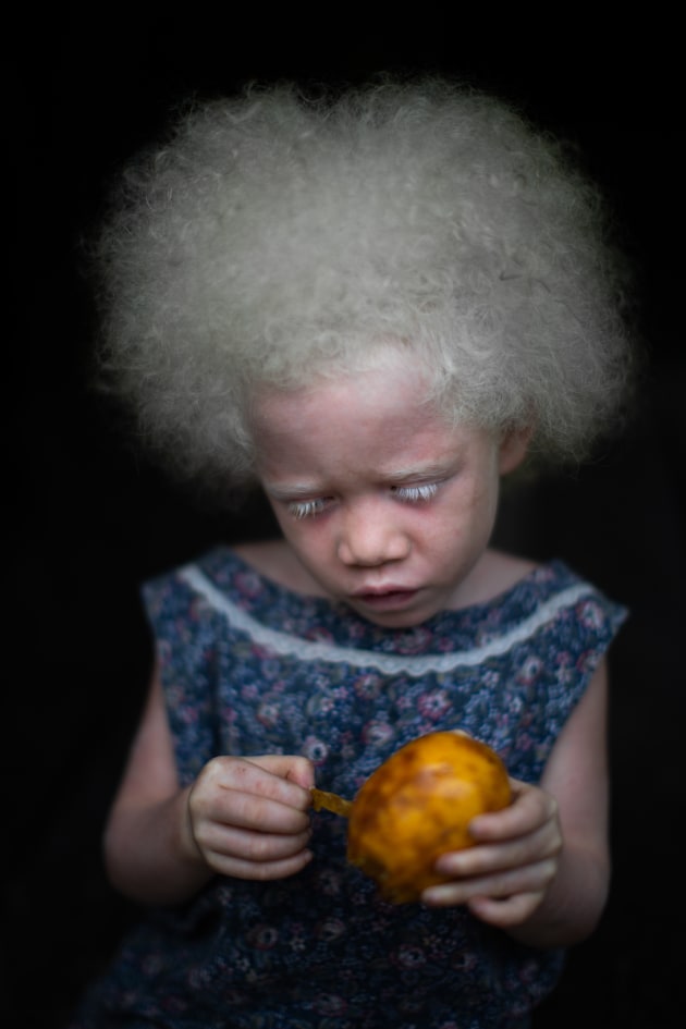 &copy; Simon Lister