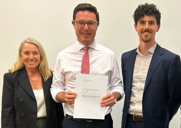 L-R: AOL CEO Jackie Brian, Leader of The Nationals (party sponsoring the National Organic Standards Bill 2024) David Littleproud, NASAA Organic General Manager Damien Rankine.
Source: AOL