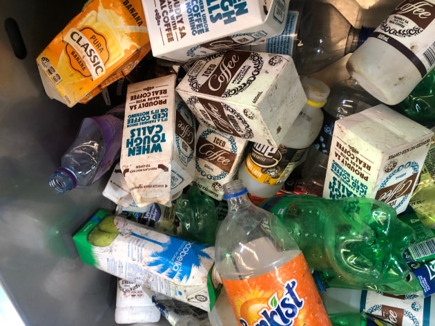 Due to the intelligent vision camera system consumers can return deposit cans, plastic bottles and glass in any condition, for a 10c per-container refund.