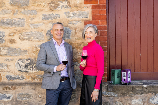 Jason Spiteri, executive director &ndash; Wine, Hill Smith Family Estates and Carmen Houston, ANZ head of Marketing & Sustainability at SIG pictured at HSFE&rsquo;s Angaston headquarters.