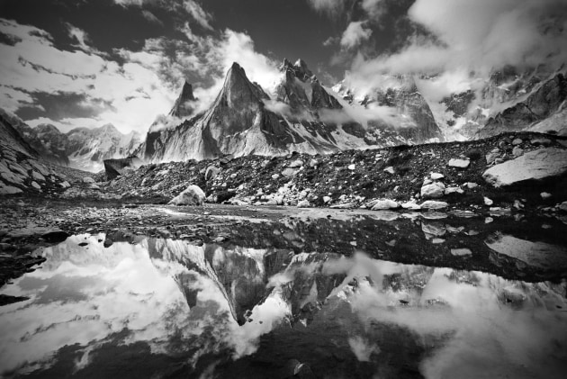 &copy; Jimmy Chin. Charakusa Valley Karakoram, Pakistan, 2001.