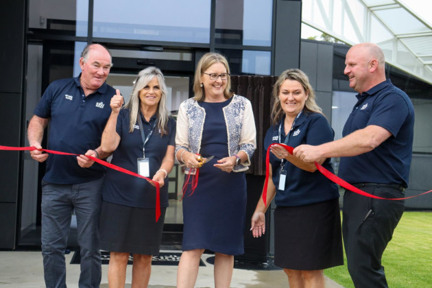 JL King & Co partners (l-r): Jack Alford, Sue Alford, Victorian Premier Jacinta Allan, Deanne Robertson, and Michael Robertson.
