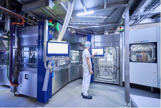 Packaging and bottling machine manufacturer, Krones, recently installed its new space saving small output Contipure AseptBloc for dairy customer Inex, a family-owned business producing around 300 million litres of dairy products annually.
Source: Krones