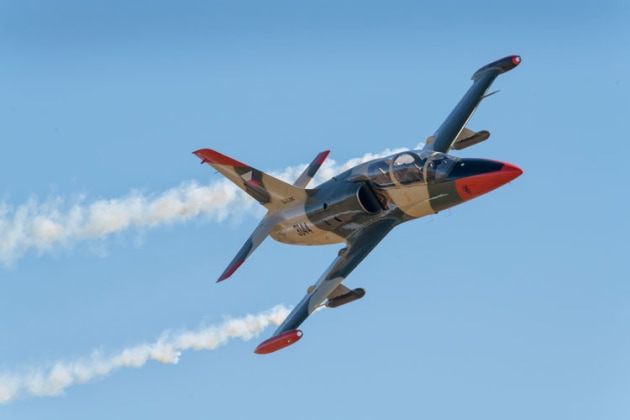 An L-39 Albatros in a fast pass. (John Absolon)