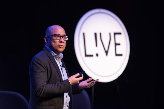 Conrad Mendoza, regional marketing manager - brand innovation, HP, gives his talk on personalisation.