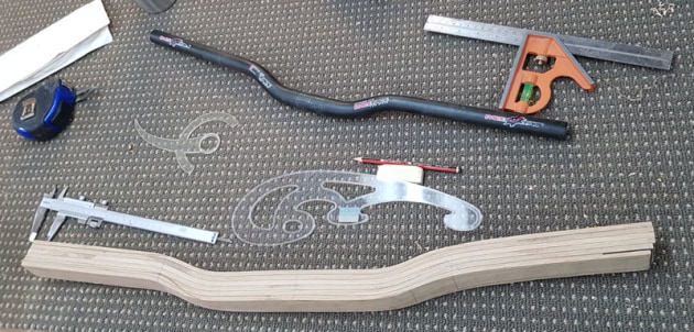 Making the handlebars using oak and carbonfibre.