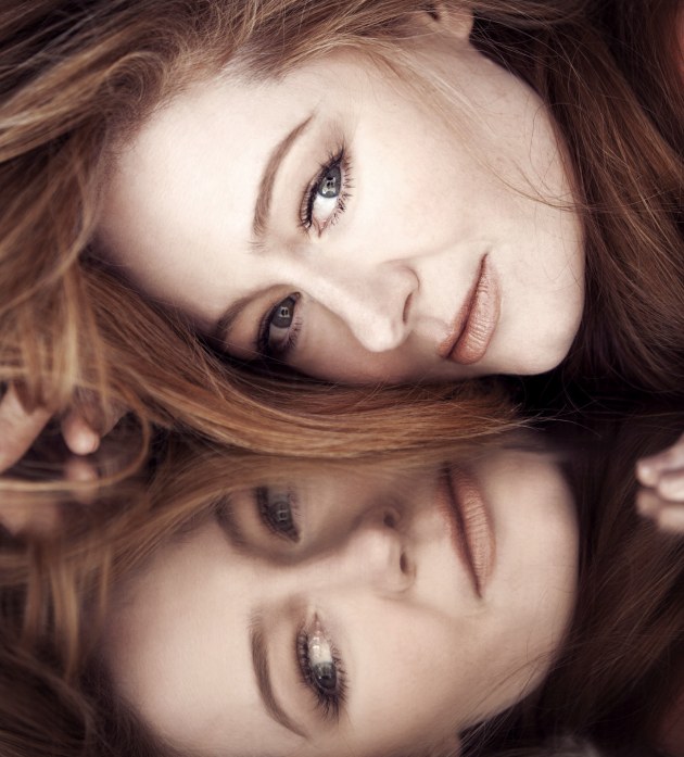 &copy; Peter Brew-Bevan. Miranda Otto.