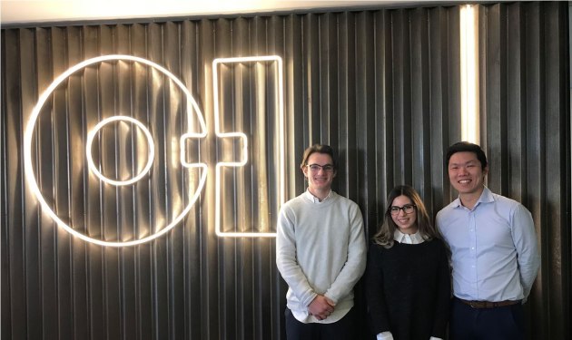 L-R: Monash University students Harrison Young and Katelin Eichner with Gavin Wong, O-I design engineering lead.