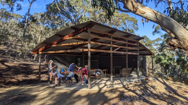 Morning tea at Eagle waterhole.